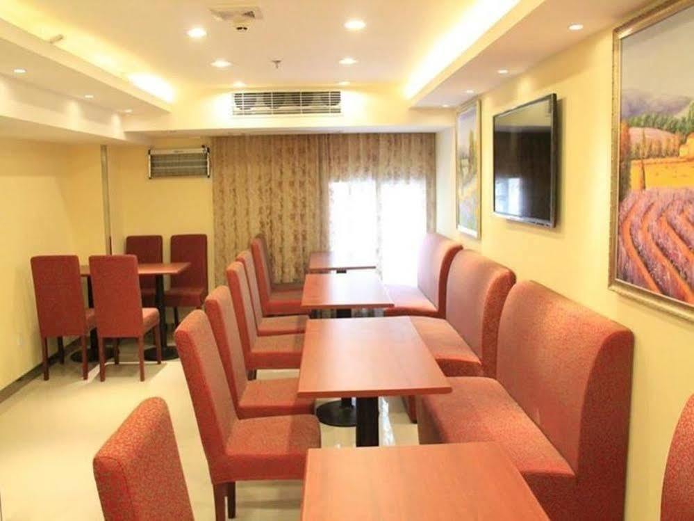 Hanting Express Shanghai Middle Sichuan Road Exterior foto